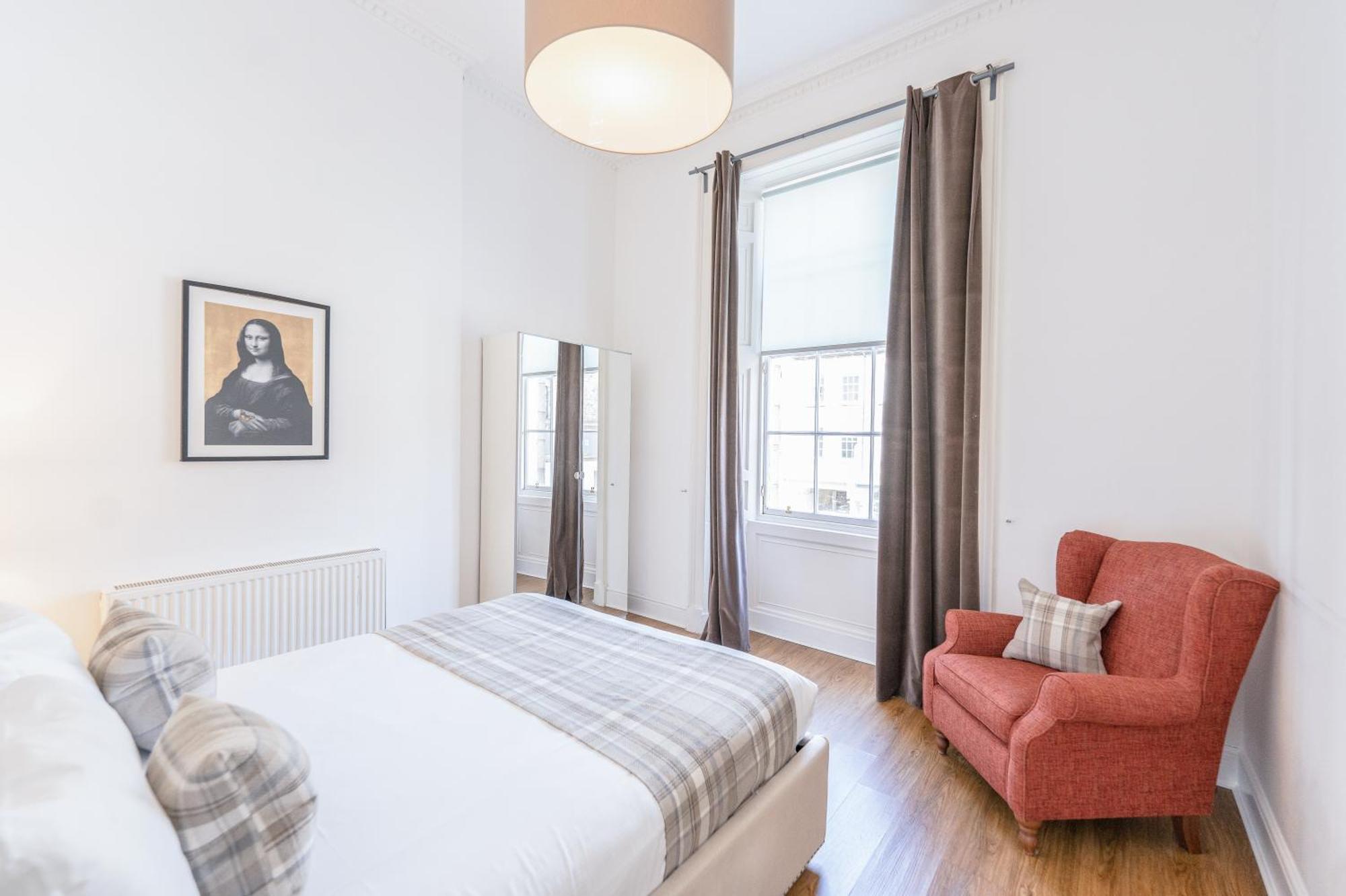 Edinburgh Castle Apartments Εξωτερικό φωτογραφία