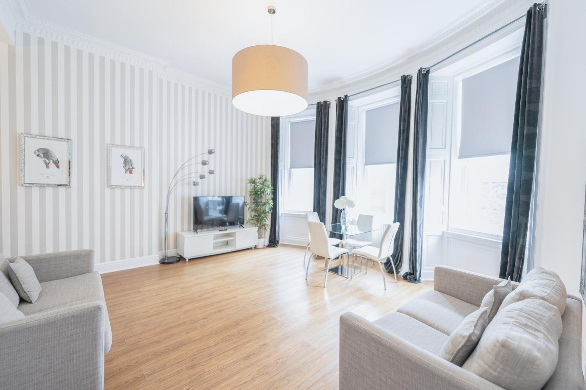 Edinburgh Castle Apartments Εξωτερικό φωτογραφία