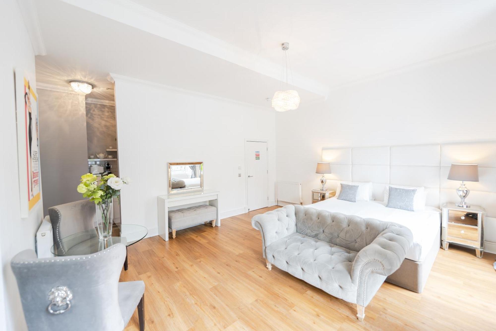 Edinburgh Castle Apartments Εξωτερικό φωτογραφία