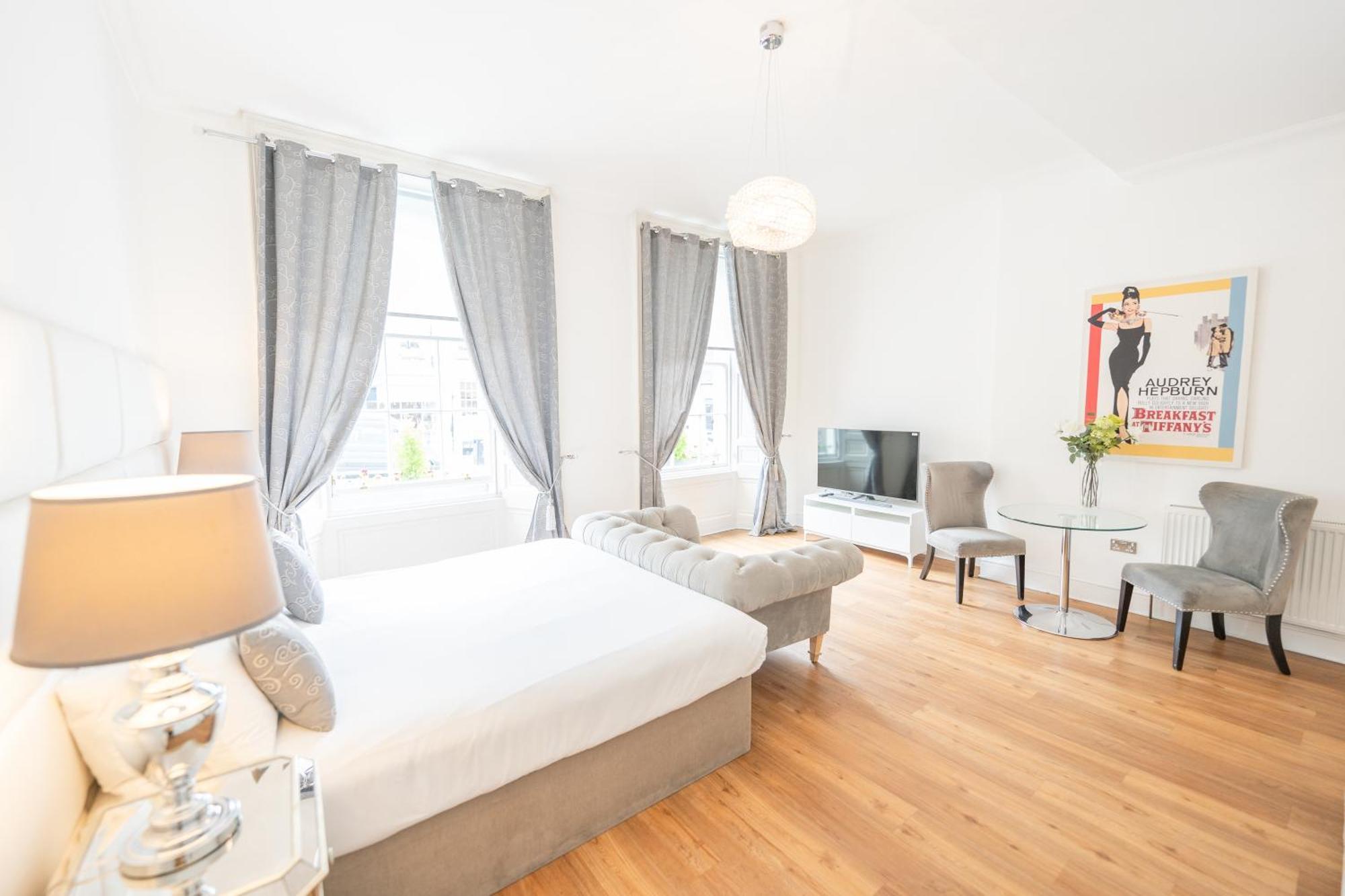 Edinburgh Castle Apartments Εξωτερικό φωτογραφία
