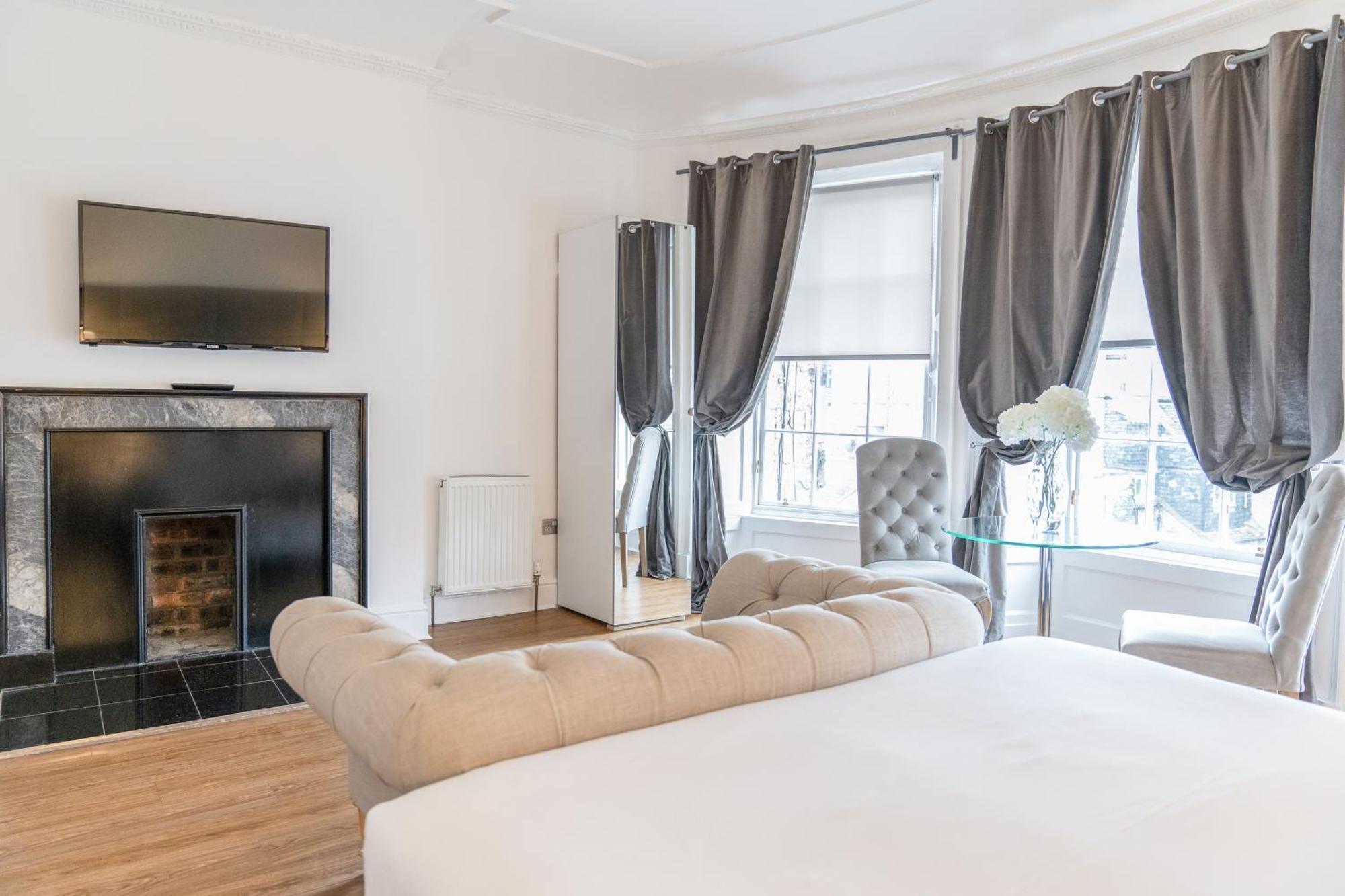 Edinburgh Castle Apartments Εξωτερικό φωτογραφία