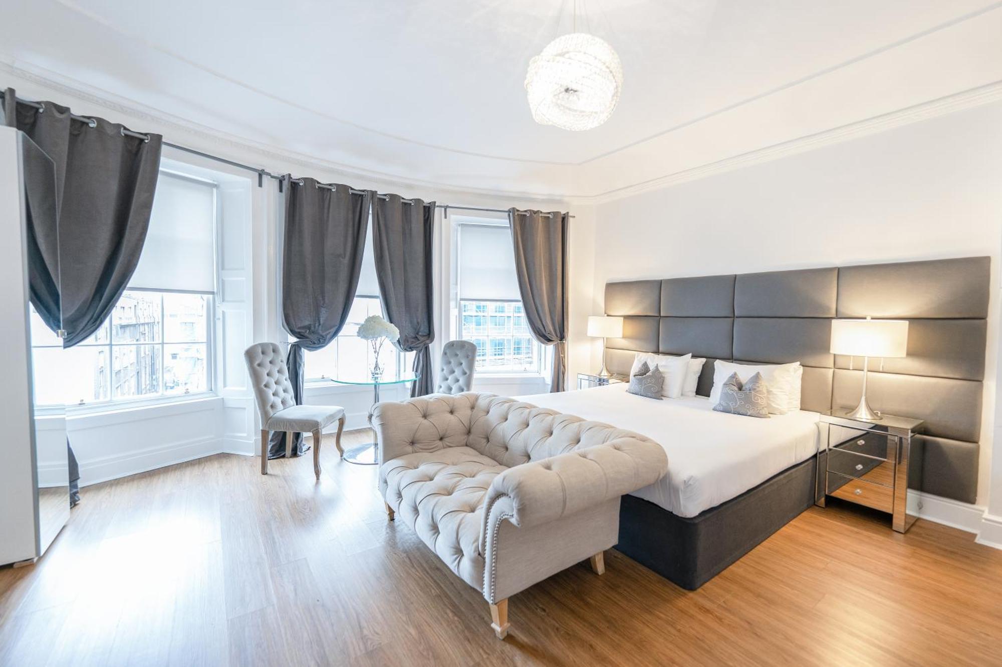 Edinburgh Castle Apartments Εξωτερικό φωτογραφία