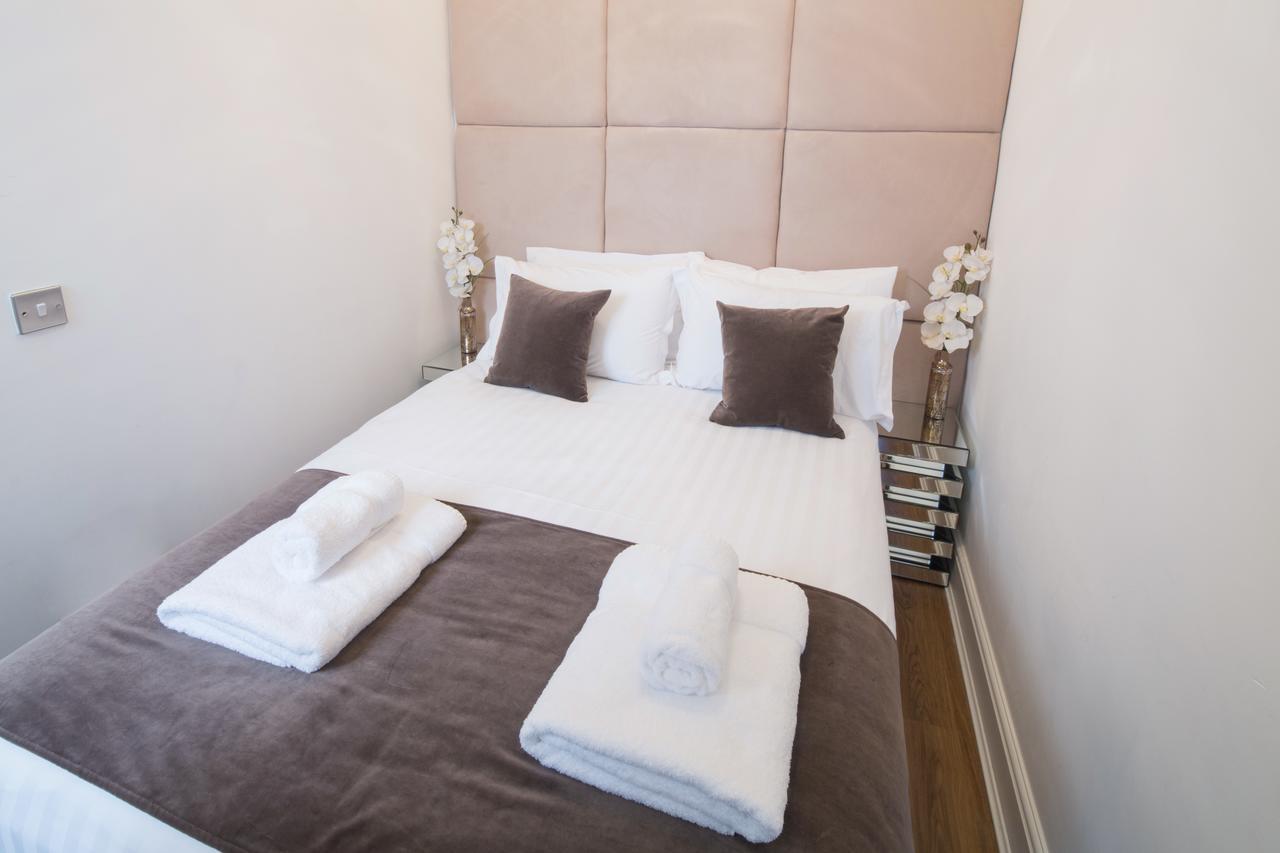 Edinburgh Castle Apartments Εξωτερικό φωτογραφία