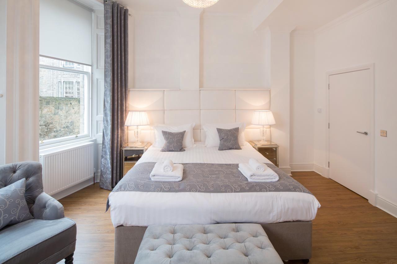 Edinburgh Castle Apartments Εξωτερικό φωτογραφία