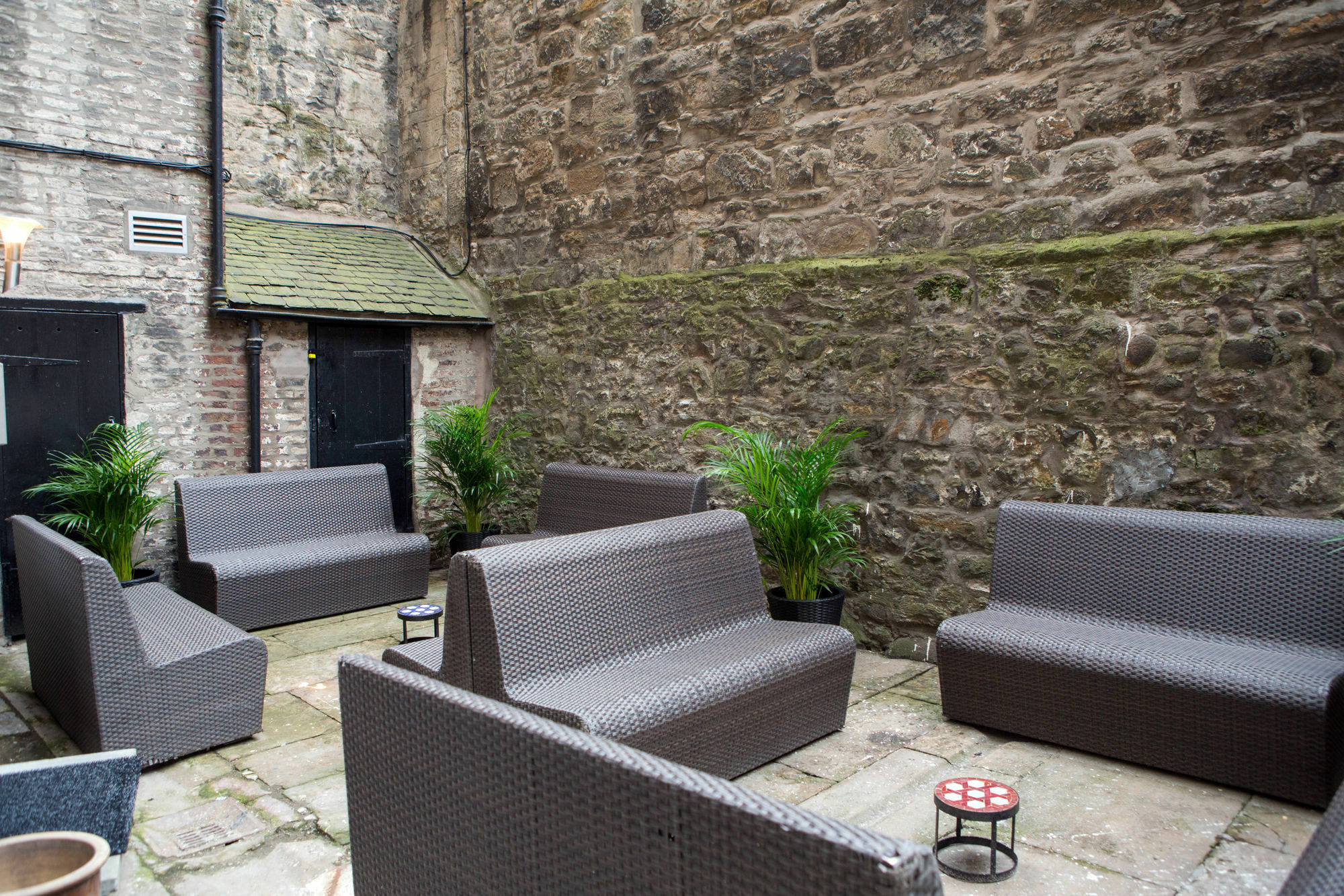 Edinburgh Castle Apartments Εξωτερικό φωτογραφία